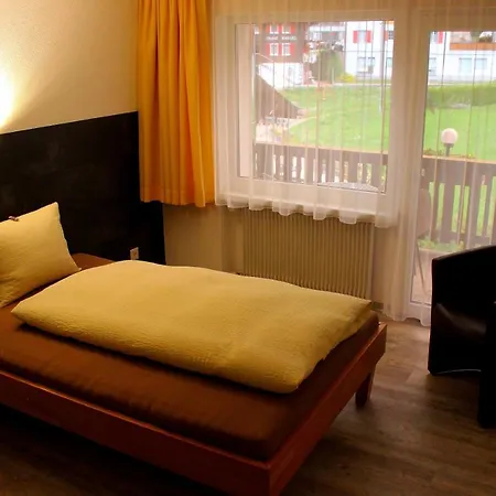 Hotel Alpha 3*