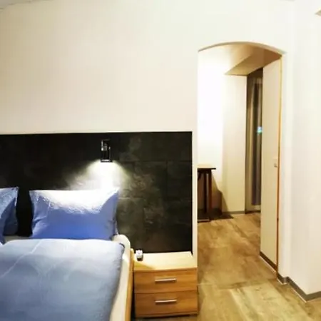 Alpha Hotel 3*